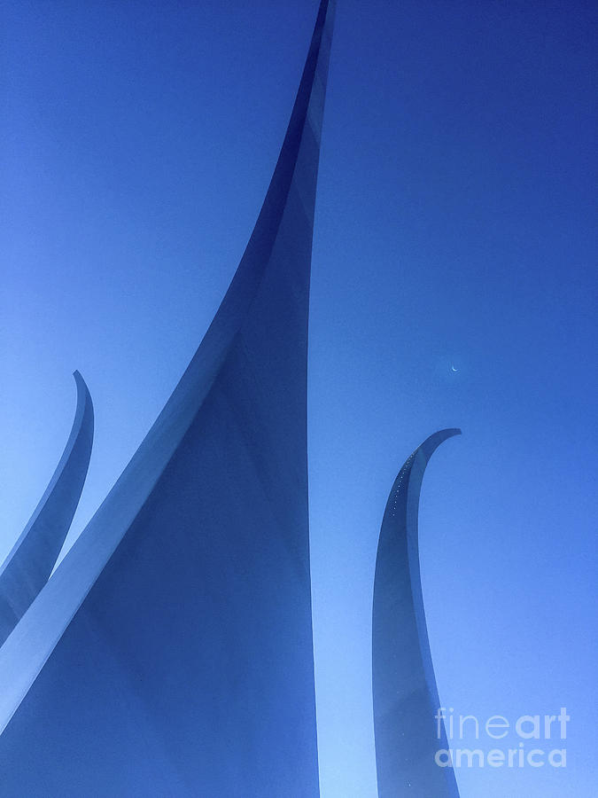 US Air Force Memorial #2 Photograph by Thomas Marchessault