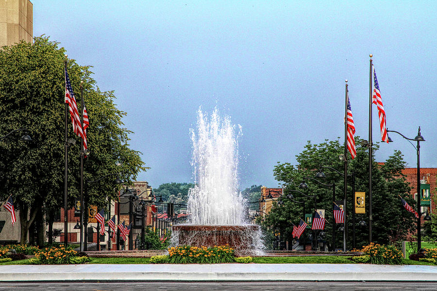 Veterans Memorial Fountain Belleville, Illinois #2 Photograph by John Freidenberg