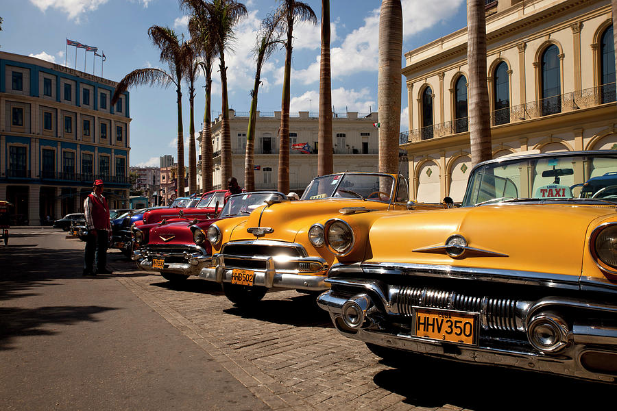 vintage US cars Photograph by Peter Schickert - Fine Art America