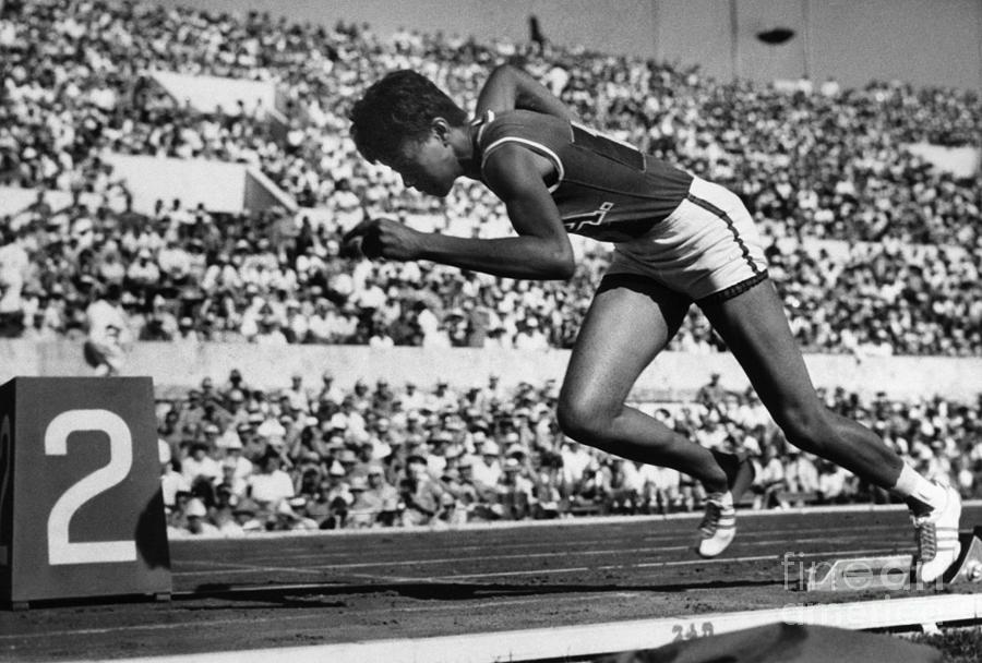 Wilma Rudolph Photograph by Granger