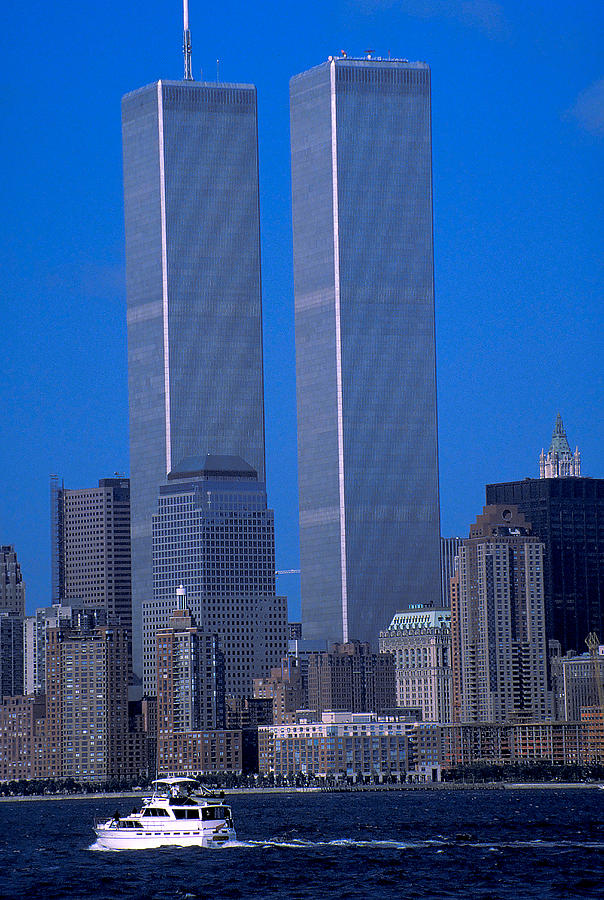 Небоскребы 2001. Всемирный торговый центр в Нью-Йорке. Башни ВТЦ В Нью-Йорке. ВТЦ Нью-Йорк башни Близнецы. Северная башня ВТЦ.