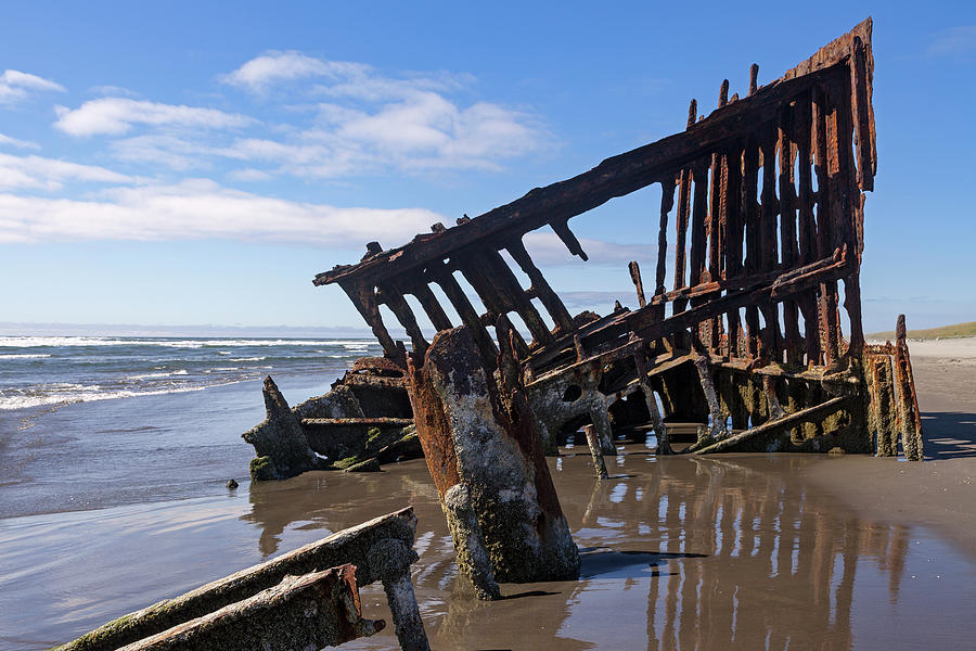 Wreck of the Peter Iredale #2 Photograph by Rick Pisio
