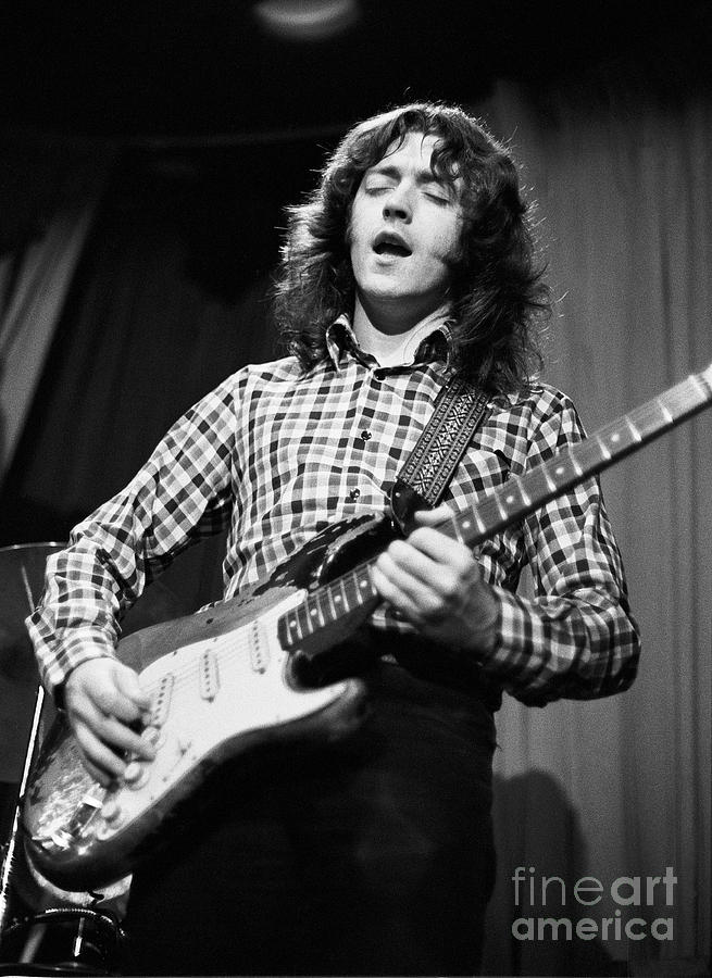 Rory Gallagher Photograph By Ara Ashjian - Fine Art America