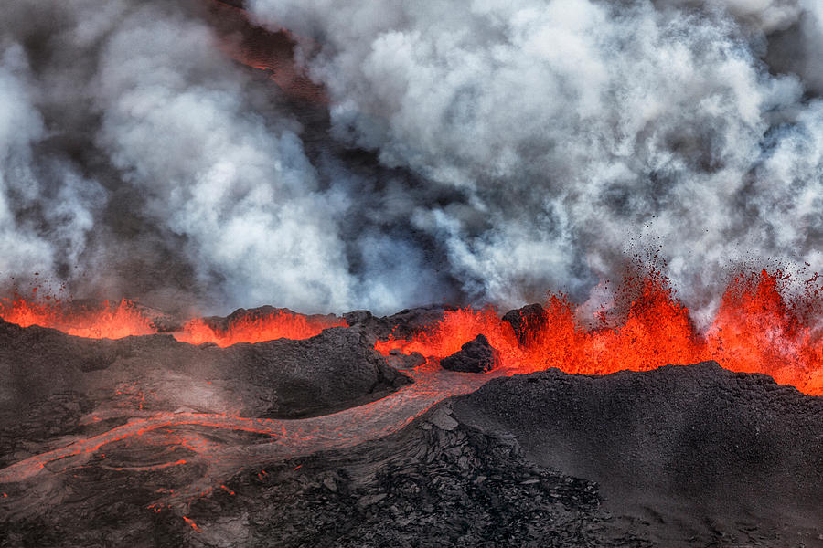 Volcano Eruption At The Holuhraun Photograph by Panoramic Images