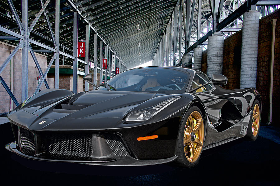 laferrari all black