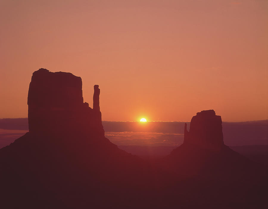 213101 Sunrise Monument Valley AZ UT Photograph by Ed Cooper Photography