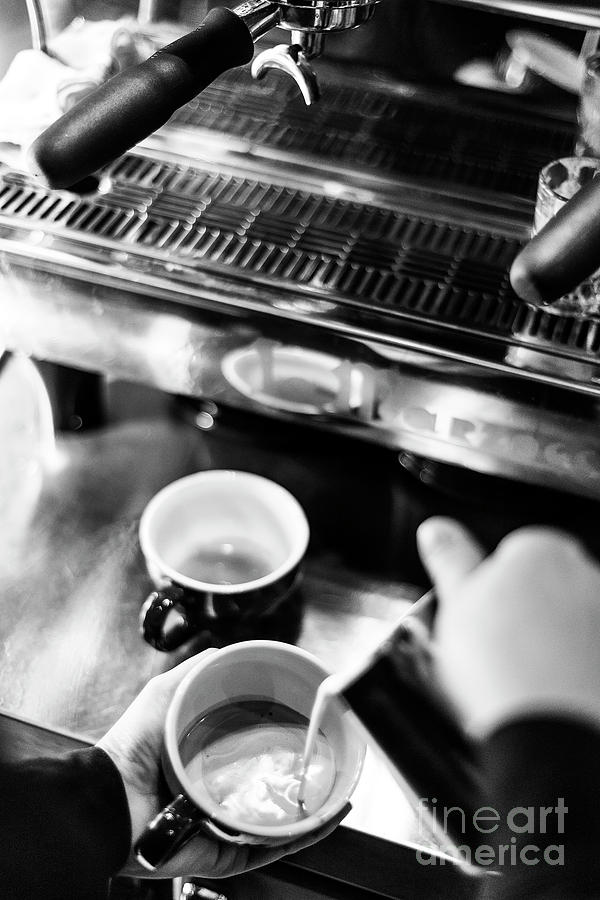 https://images.fineartamerica.com/images/artworkimages/mediumlarge/1/23-making-espresso-coffee-close-up-detail-with-modern-machine-jacek-malipan.jpg