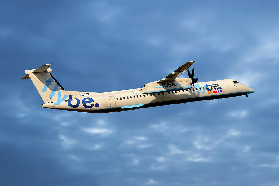 Flybe Photograph - Flybe Bombardier Dash 8 Q400 #24 by Smart Aviation