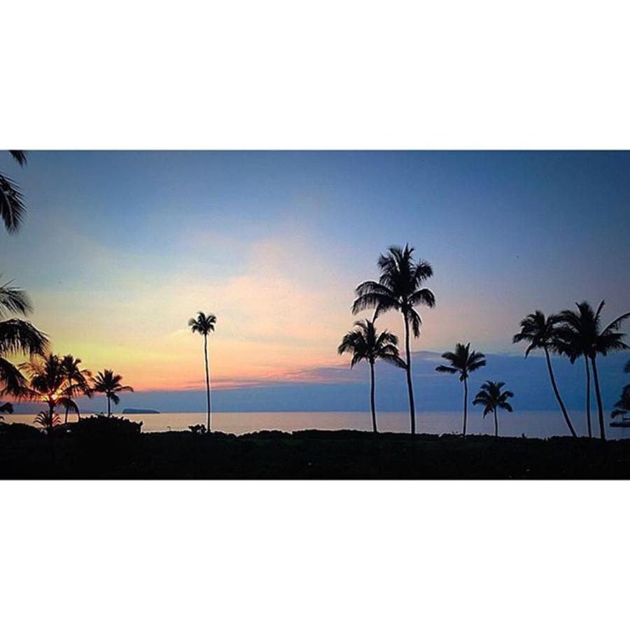 Sunset Photograph - #45daysofmakena #makena #maui #25 by Everett Dahlmeier