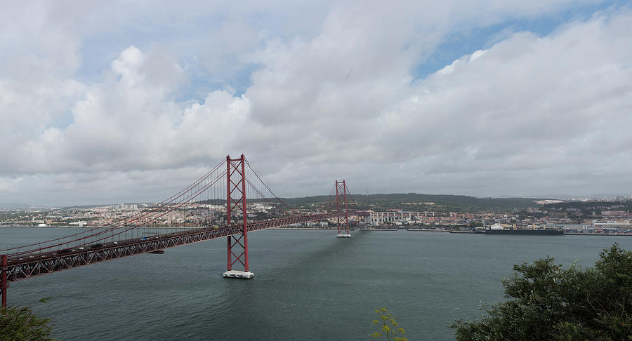 25 De Abril Bridge Photograph by Zina Zinchik