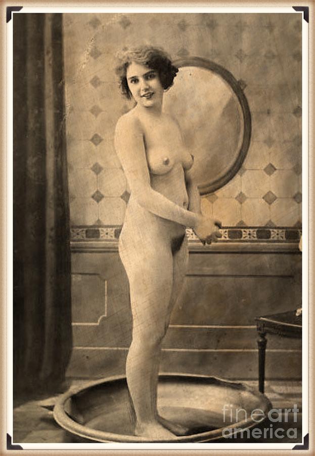 Vintage Nude Photos