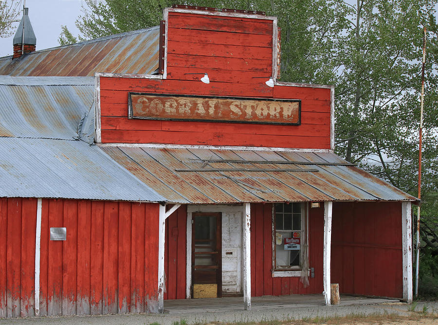 2D07805 Historic Coral Store Photograph by Ed Cooper Photography