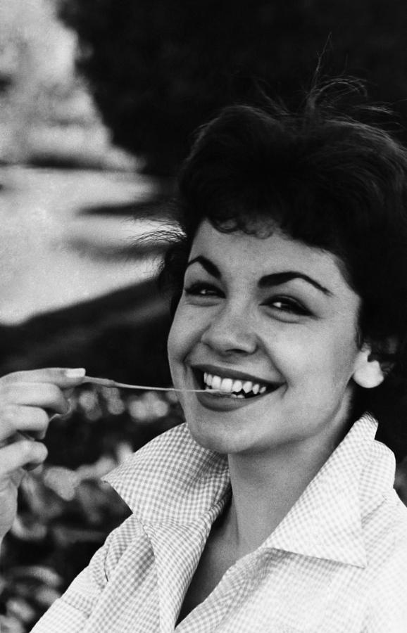 Annette Funicello, 1961 Photograph by Everett - Fine Art America