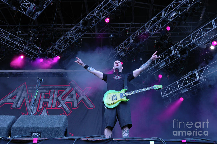 Anthrax #3 Photograph by Jenny Potter