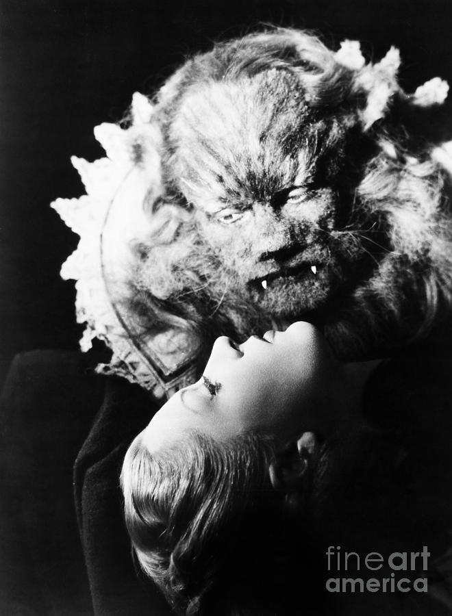 Beauty And The Beast, 1946 #3 Photograph by Granger