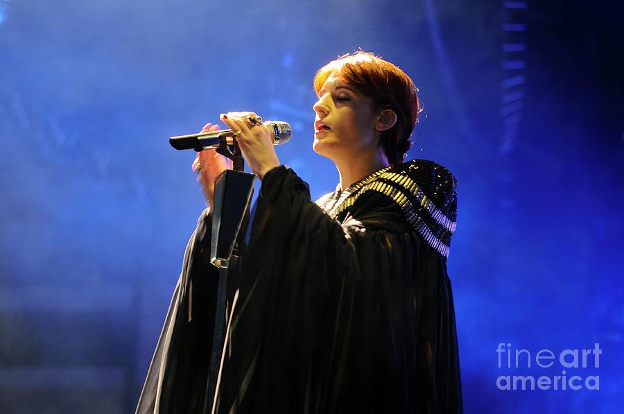 Florence and The Machine #3 Photograph by Jenny Potter
