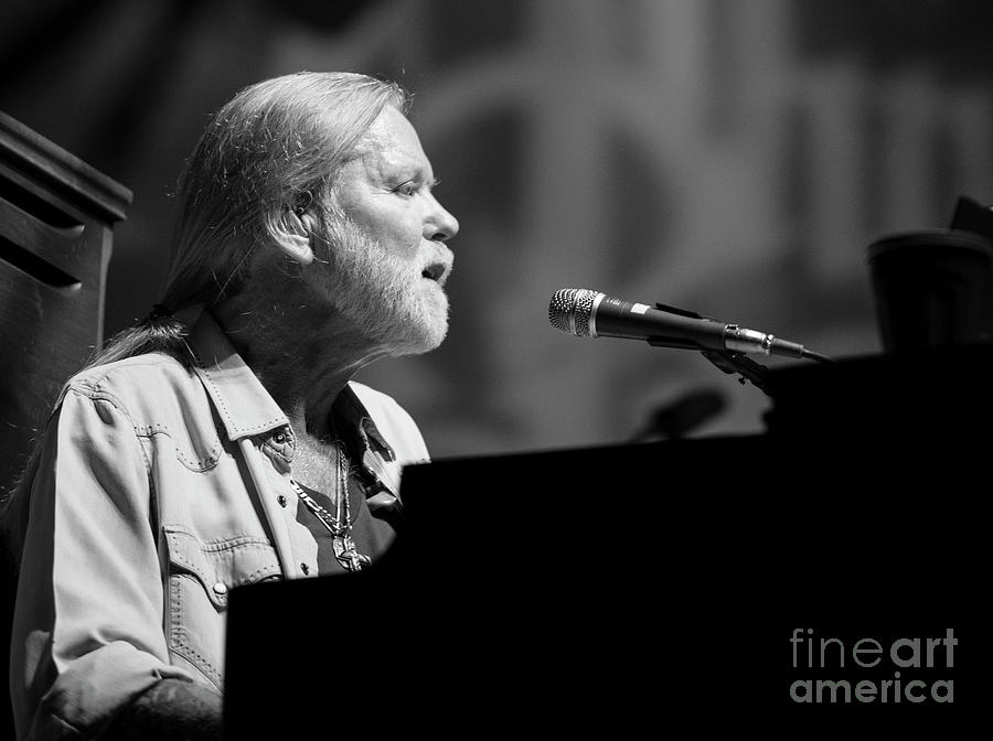Gregg Allman with The Allman Brothers Band Photograph by David Oppenheimer