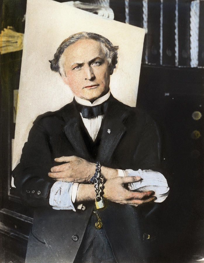 Harry Houdini #3 Photograph by Granger