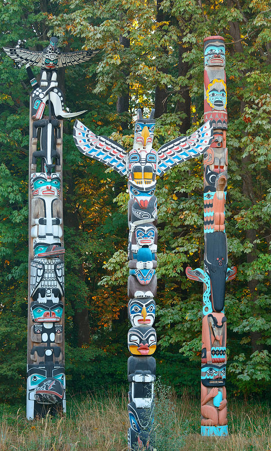 Indian totem poles #3 Photograph by Songquan Deng