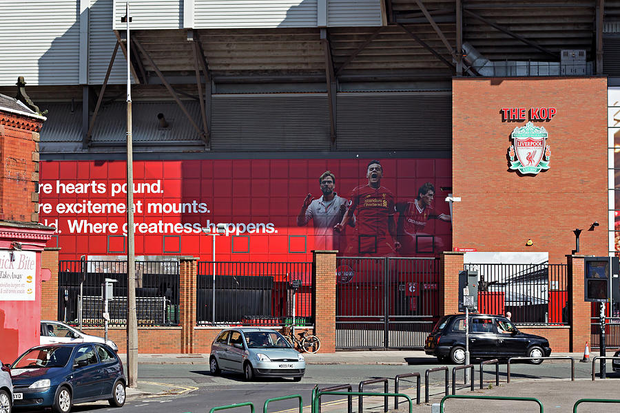 Liverpool Uk, 17th September 2016. Liverpool Football Club's New Giant 