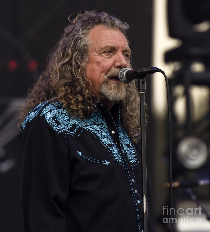 Robert Plant with Robert Plant and the Sensational Space Shifter #4 Photograph by David Oppenheimer