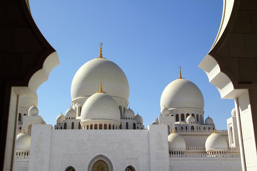 Sheikh Zayed Bin Sultan Al Nahyan Mosque, Abu Dhabi, United Arab ...