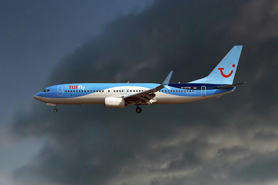 Boeing Photograph - TUI Fly Boeing 737-8K5 #3 by Smart Aviation