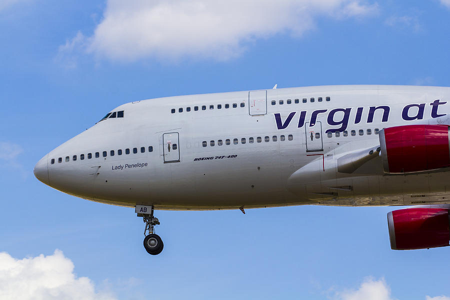 Virgin Photograph - Virgin Atlantic Boeing 747 #4 by David Pyatt