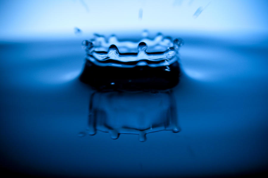 Water Photograph - Water Droplet Crown #3 by Dustin K Ryan