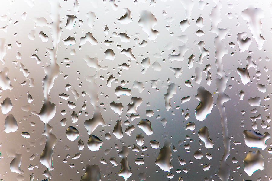 3-water-droplets-on-glass-huseyin-bilgen