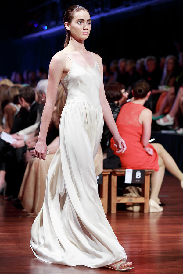 Telstra Perth Fashion Festival Emvee Magazine Indonesia Photograph by ...