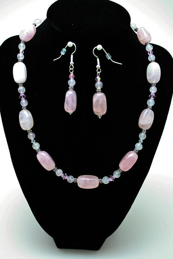 Teresa Earrings in Rose Quartz Teresa Earrings in Rose Quartz