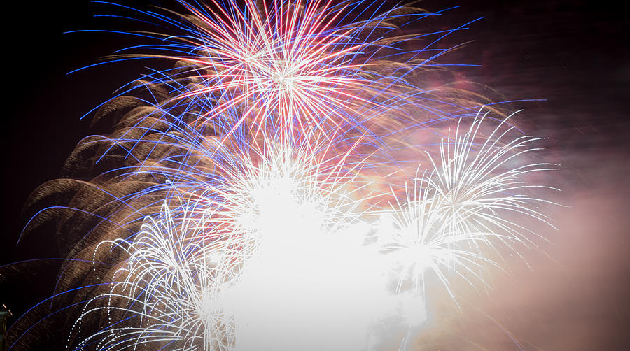 Fireworks 2015 Sarasota 38 Photograph by Richard Goldman