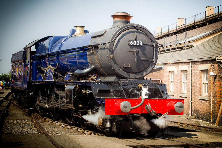 A steam train at Didcot Railway Museum Photograph by Steven Sexton ...