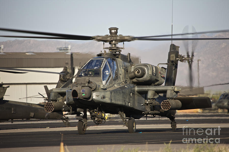 Ah-64d Apache Longbow Taxiing #4 Photograph by Terry Moore