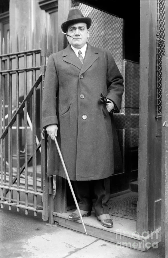 Enrico Caruso, Italian Opera Singer #4 Photograph by Science Source