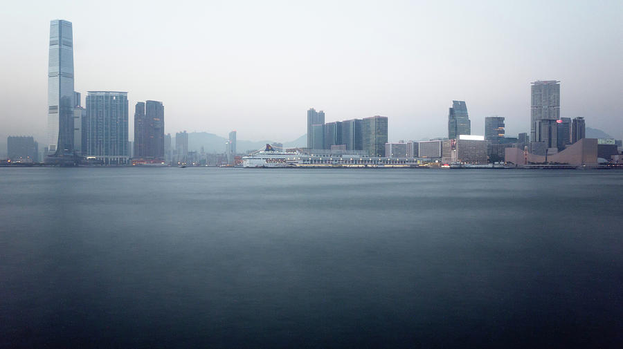 Hong Kong Photograph - Hong Kong harbour view #4 by Kam Chuen Dung