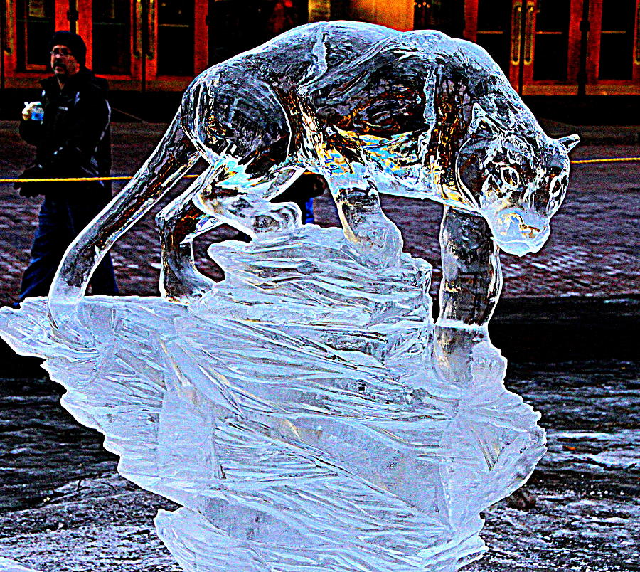Rice Park Photograph - Ice Sculpture #4 by Laurie Prentice