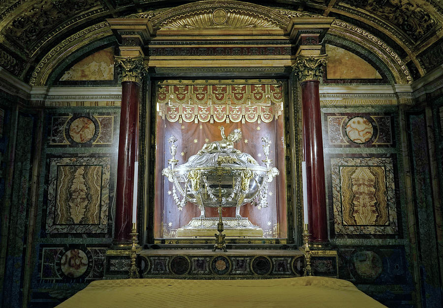 Interior View Of The Basilica di Santa Maria Maggiore In Rome Italy #4 Photograph by Rick Rosenshein