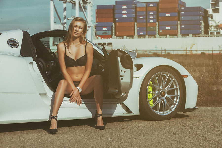 #Kim and #Porsche #918Spyder #Print #4 Photograph by ItzKirb Photography