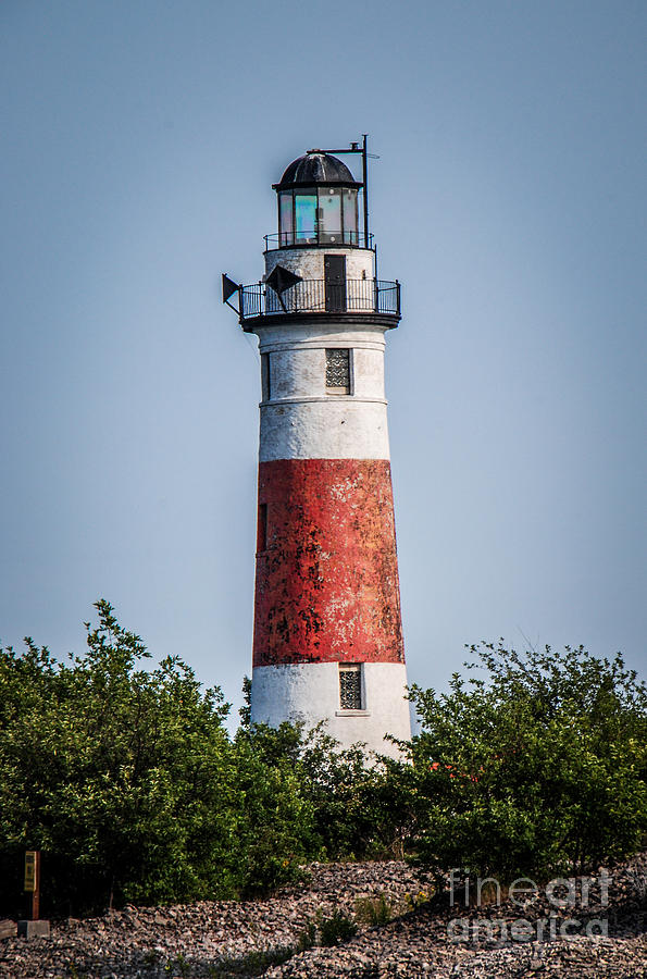 Middle Island Lighthouse #4 Photograph by Grace Grogan