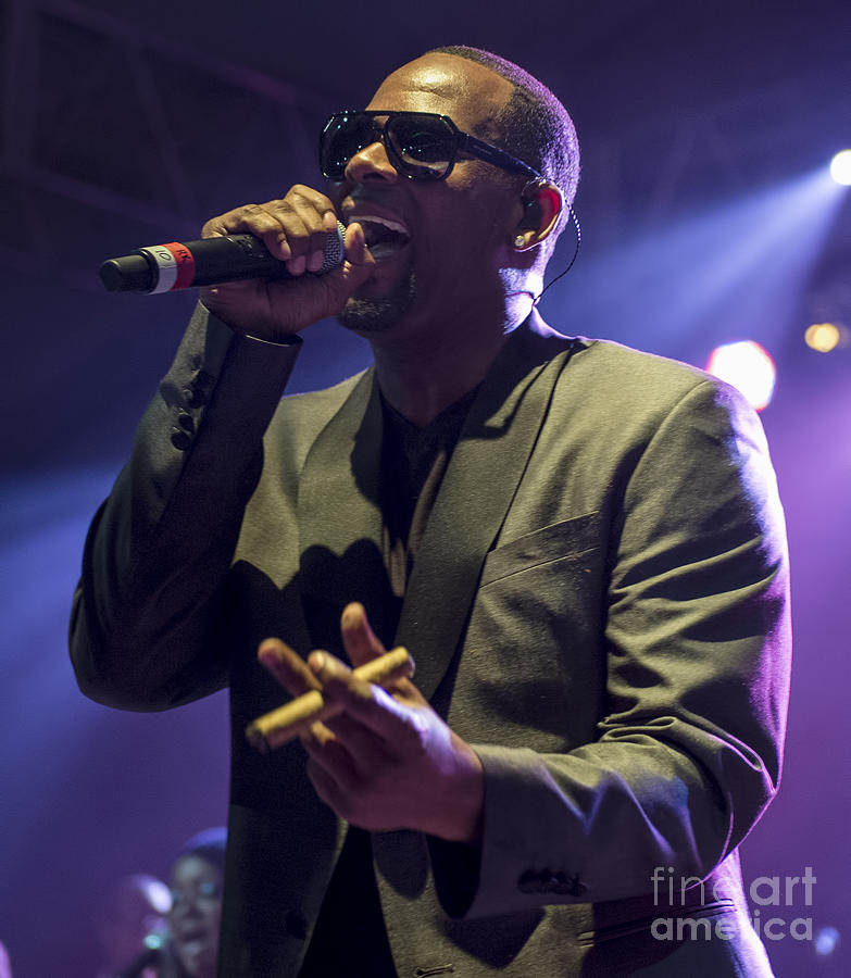 R. Kelly Photograph - R. Kelly #3 by David Oppenheimer