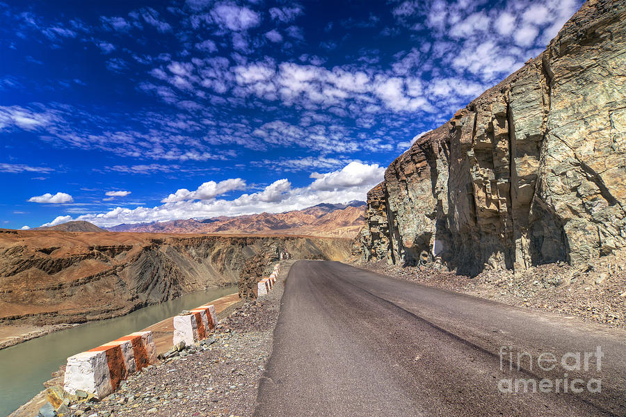 Road Mountains Of Leh Ladakh Jammu And Kashmir India Photograph By ...