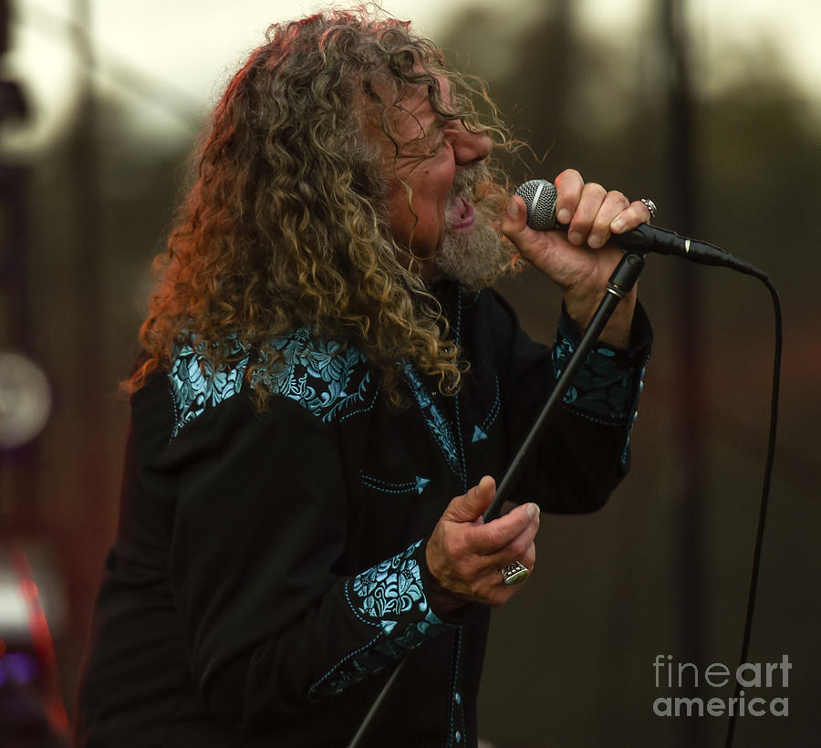 Robert Plant with Robert Plant and the Sensational Space Shifter #5 Photograph by David Oppenheimer