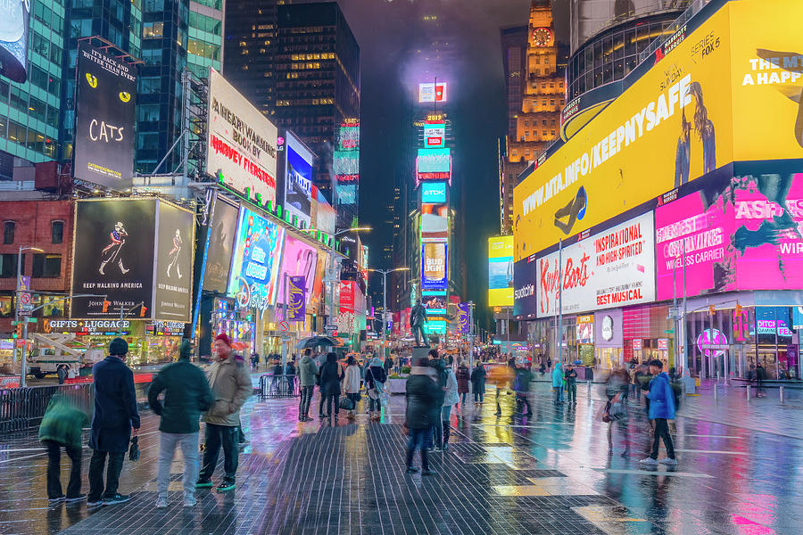 Times Square in the Rain Photograph by Frank Shoemaker - Fine Art America