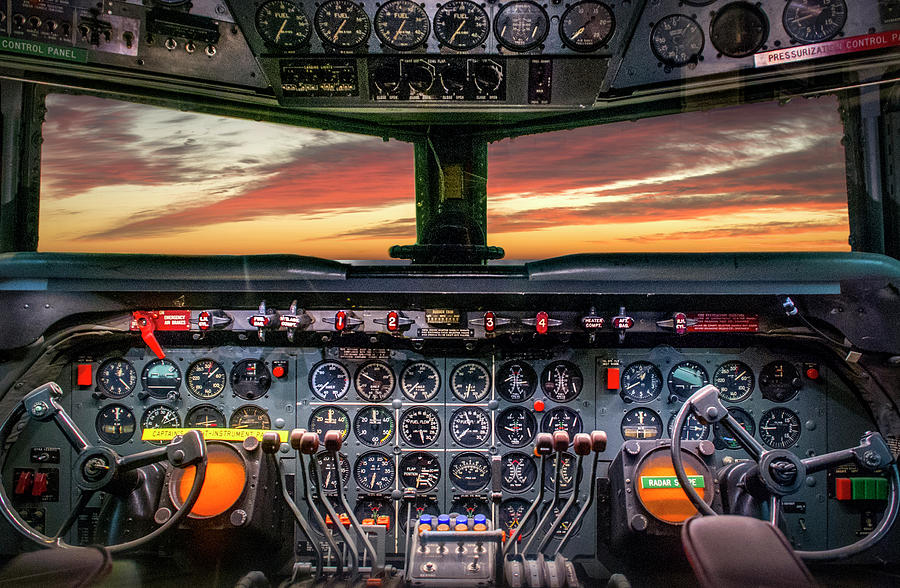 4245- Cockpit Photograph