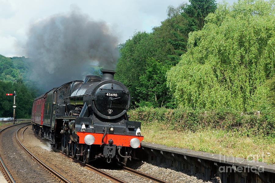45690 Leander at Grindleford Photograph by David Birchall