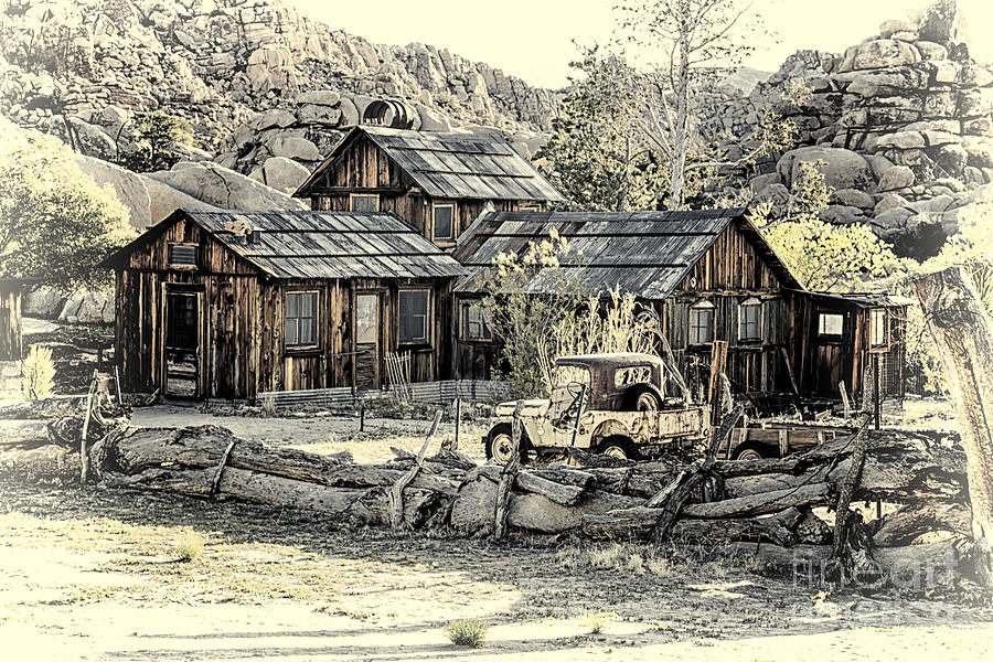 Keys Ranch at Joshua Tree National Park Digital Art by Georgianne Giese