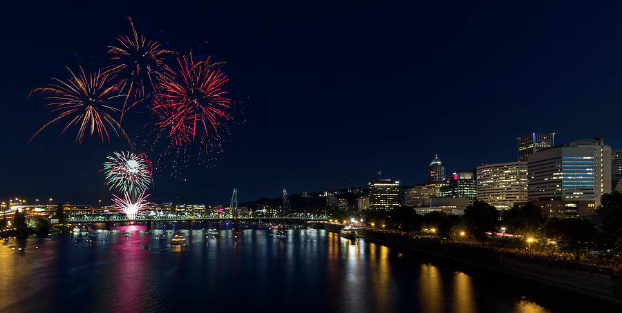 4th of July Fireworks at Portland Waterfront 2016 Photograph by David Gn