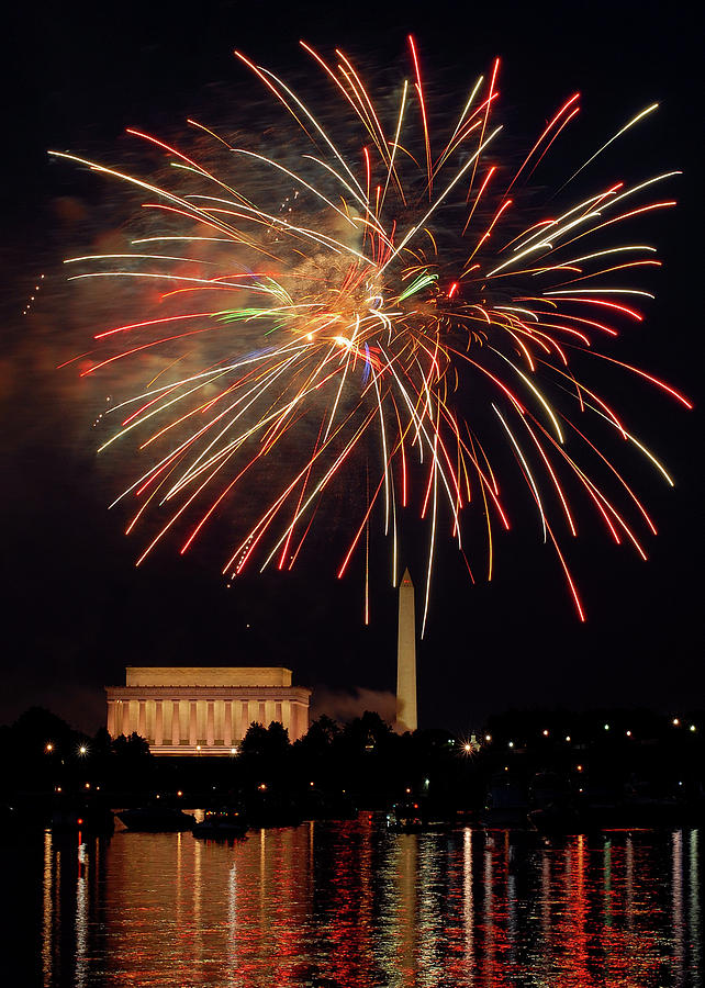 4th of July Fireworks - Nation's Capital IV Photograph by Dom J Manalo ...